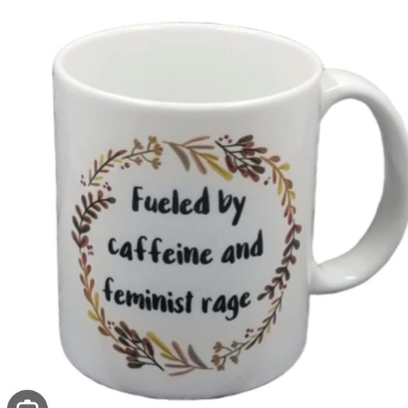 Urban Outfitters Other - Cute mug 🖤♥️